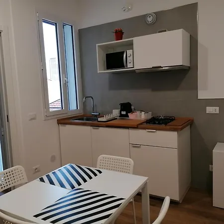 Dell'ova 98 Guest house Catania