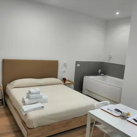 Dell'ova 98 Guest house 4*